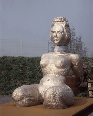 Bronzefrau Nr. 10